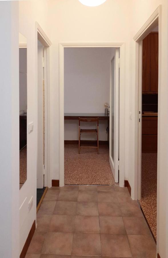 Cozy One Bedroom Close To Navigli And Tortona Apartment Mailand